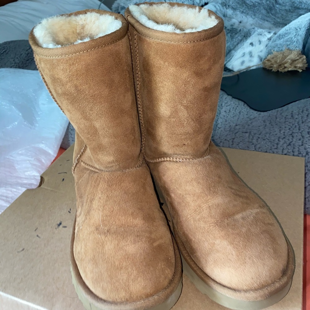 Uggs size 8